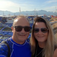 midlifetravelbug